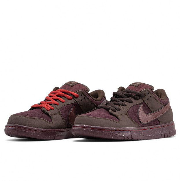 Nike SB Dunk Low City of Love Burgundy Crush FN0619-600
