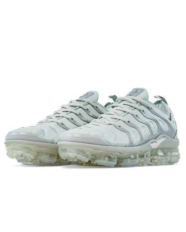 Grey womens vapormax plus shop