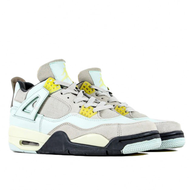Jordan 4 Retro SE Craft Photon Dust