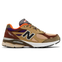 990