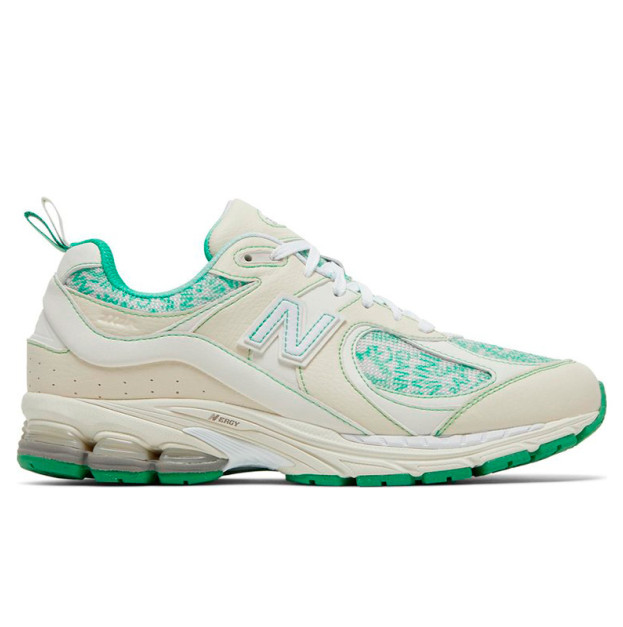 New Balance 2002R x GANNI Turtledove M2002RGC
