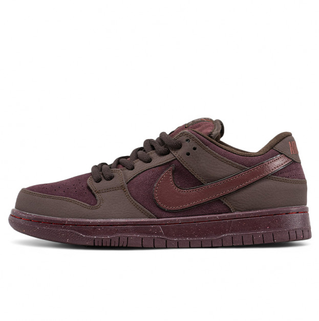 Nike SB Dunk Low City of Love Burgundy Crush FN0619-600