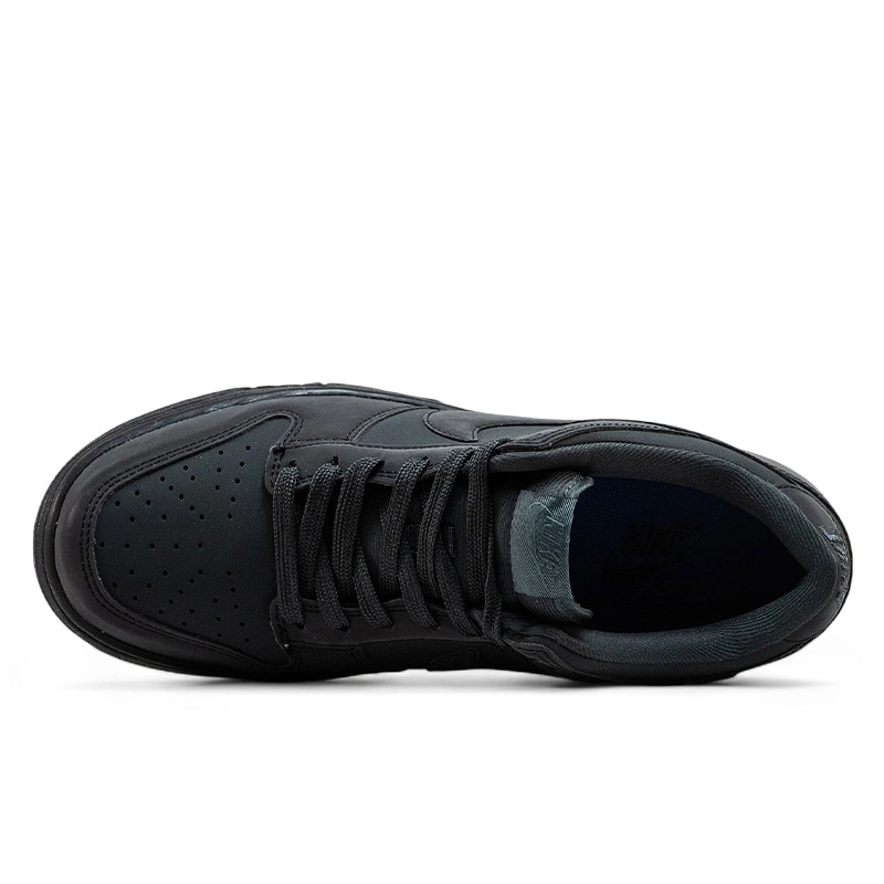 Sneaker nike nere hotsell