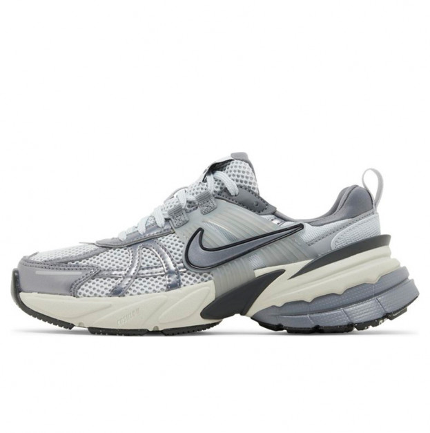 Nike V2K Run Pure Platinum Wolf Grey FD0736-003