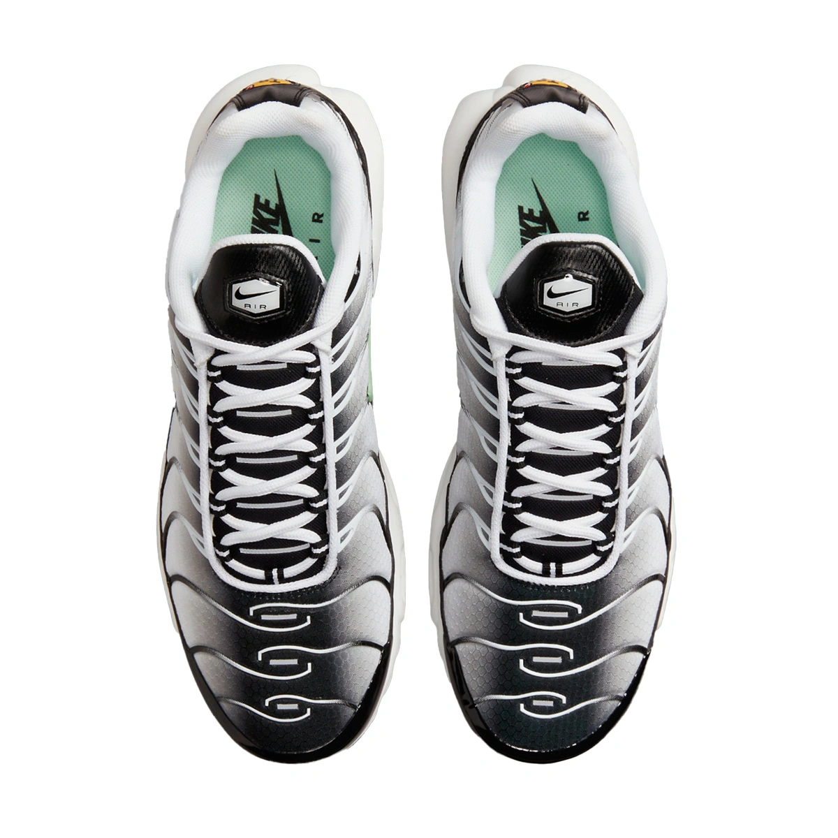 Black and mint green nikes clearance
