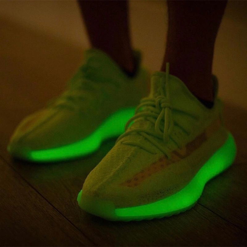 Adidas Yeezy 350 Boost V2 Glow EG5293 Sneakers .ua