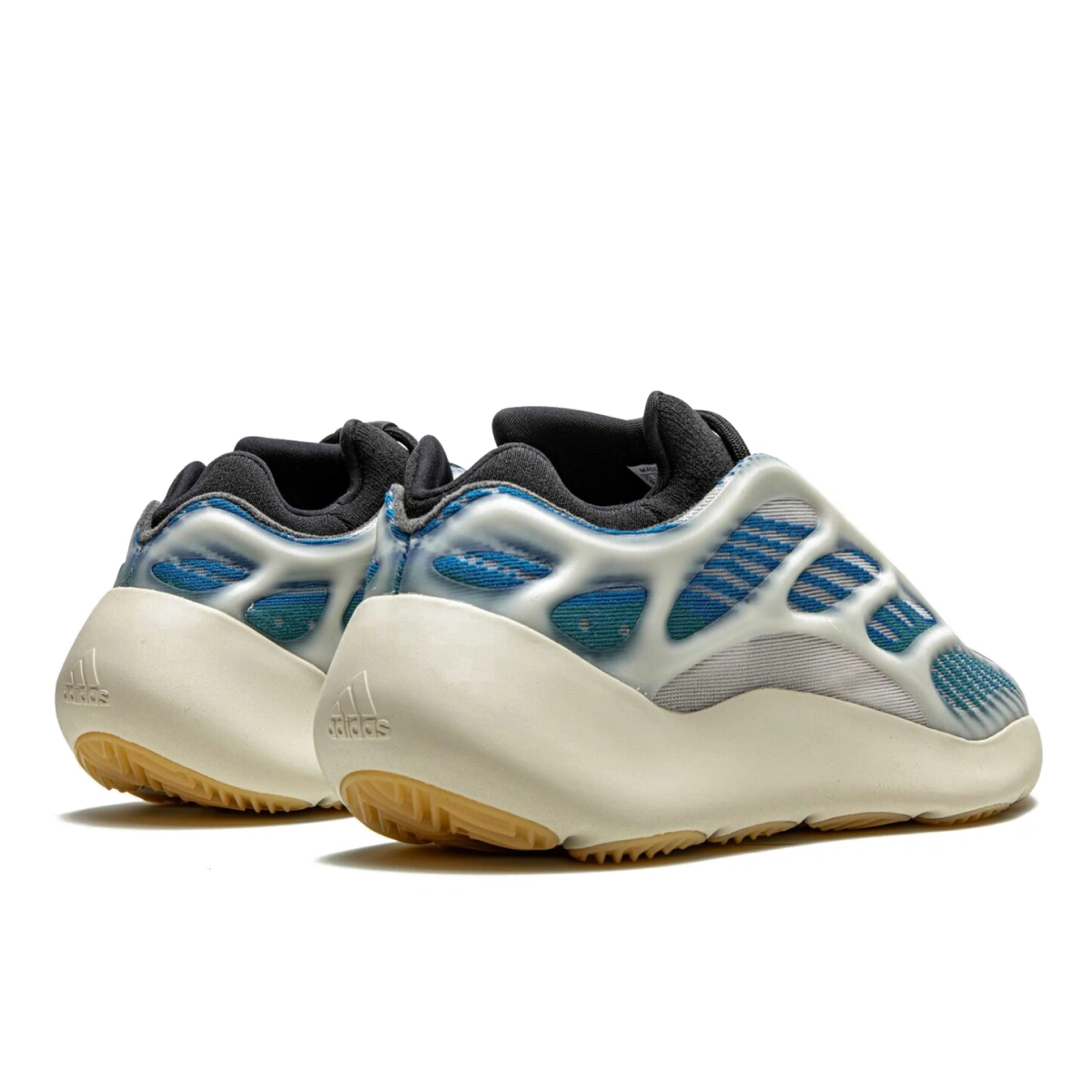 Ua yeezy 700 hotsell