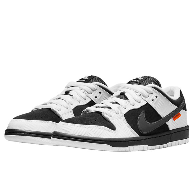 Nike SB Dunk Low x TIGHTBOOTH FD2629-100