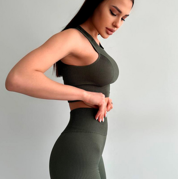 Топ Спортивний Оливковий в Рубчик