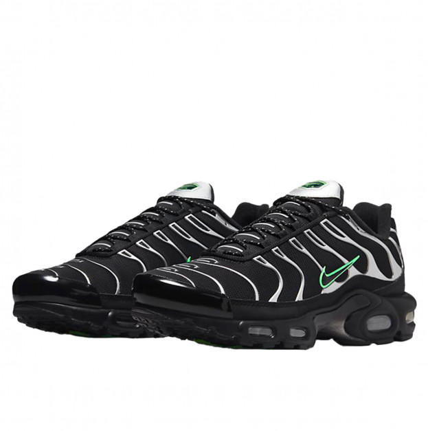 Nike Air Max Plus Black Silver Green Strike DR0139-001