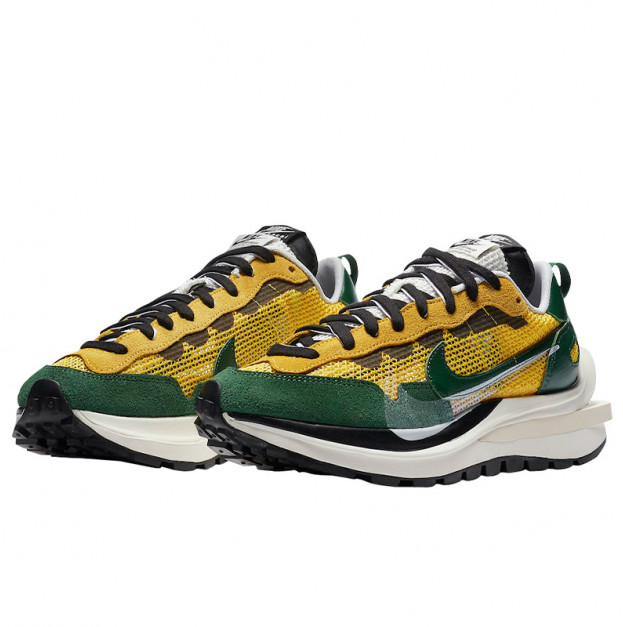 Nike Vaporwaffle sacai Tour Yellow Stadium Green CV1363-700